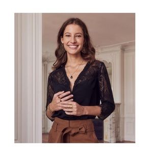 •Sézane ‚Margaret‘ lace silk blouse•